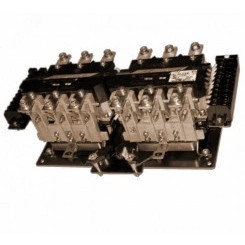 КВ1-160-3-Р В3 Uкат.220В в.к. 4з4р Контактор вакуумный реверсивный .01 КВ1-160-3-Р В3 Uкат.220В в.к. 4з4р Контактор вакуумный реверсивный .01