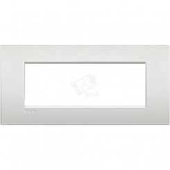 LivingLight Рамка AIR 7 постов Белый жемчуг