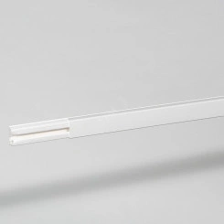 DLPlus Миниплинтус 32x12.5 3м без центральной перегородки