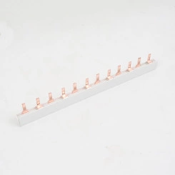 Соединительная шина BBS-MD63 типа PIN, 2 полюса, 28 присоединений, для модульной аппаратуры Соединительная шина BBS-MD63 типа PIN, 2 полюса, 28 присоединений, для модульной аппаратуры