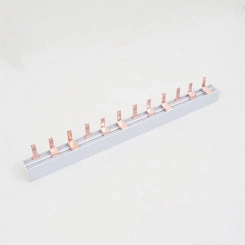 Соединительная шина BBS-MD63 типа PIN, 3 полюса, 18 присоединений, для модульной аппаратуры Соединительная шина BBS-MD63 типа PIN, 3 полюса, 18 присоединений, для модульной аппаратуры