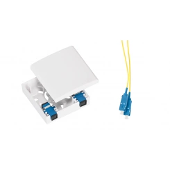 Оптическая розетка (кросс), укомплектованная на 2 порта LC/UPC, SM 9/125 OS2, полный комплект Оптическая розетка (кросс), укомплектованная на 2 порта LC/UPC, SM 9/125 OS2, полный комплект