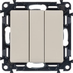 Valena LIFE Выключатель трехклавишный 10АХ 250В с лицевой панелью Винтовые зажимы Слоновая кость Valena LIFE Выключатель трехклавишный 10АХ 250В с лицевой панелью Винтовые зажимы Слоновая кость