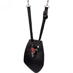 Оснастка с набедренной накладкой к PDC01 для работы с травокосилкой/триммером Оснастка с набедренной накладкой к PDC01 для работы с травокосилкой/триммером