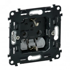 Valena IN MATIC Розетка силовая 2К+З 16А 250В безвинтовые зажимы Valena IN MATIC Розетка силовая 2К+З 16А 250В безвинтовые зажимы