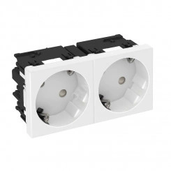 Розетка двойная 33° Modul45connect, 250 В, 16A (красный) Розетка двойная 33° Modul45connect, 250 В, 16A (красный)