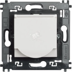 LivingLight Розетка 2К+З с крышкой и суппортом белый LivingLight Розетка 2К+З с крышкой и суппортом белый