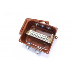 Коробка клеммная КСМР-10 Коробка клеммная КСМР-10