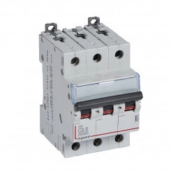 Выключатель автоматический трехполюсный 0.5А C DX3 10kА/16kА